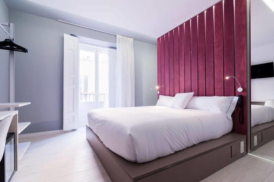 Nuria Hostal Μαδρίτη Εξωτερικό φωτογραφία